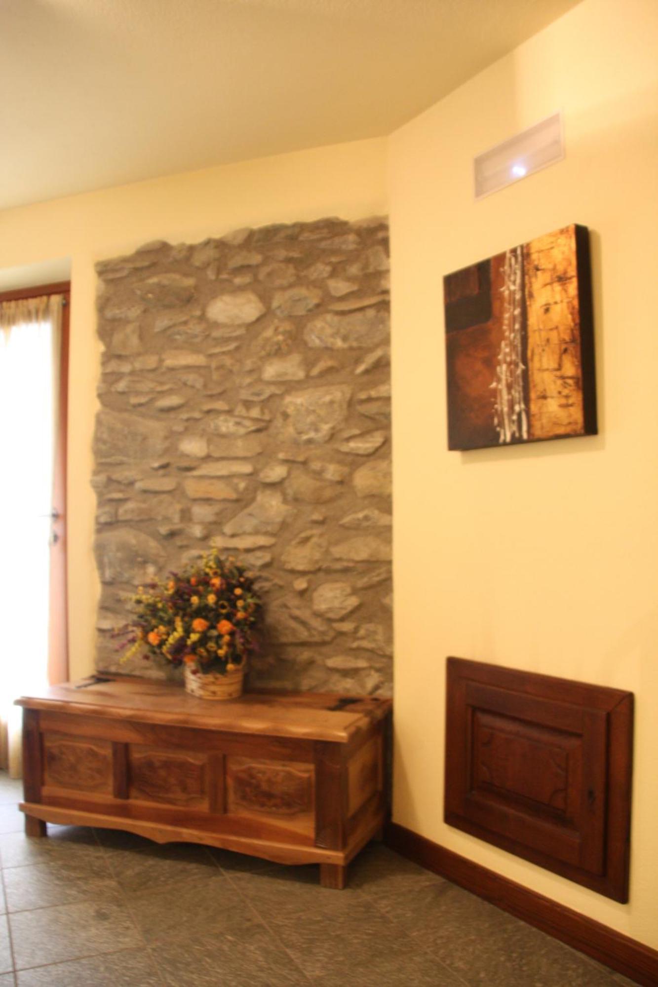 Lo Teisson Bed & Breakfast Pollein Exterior photo