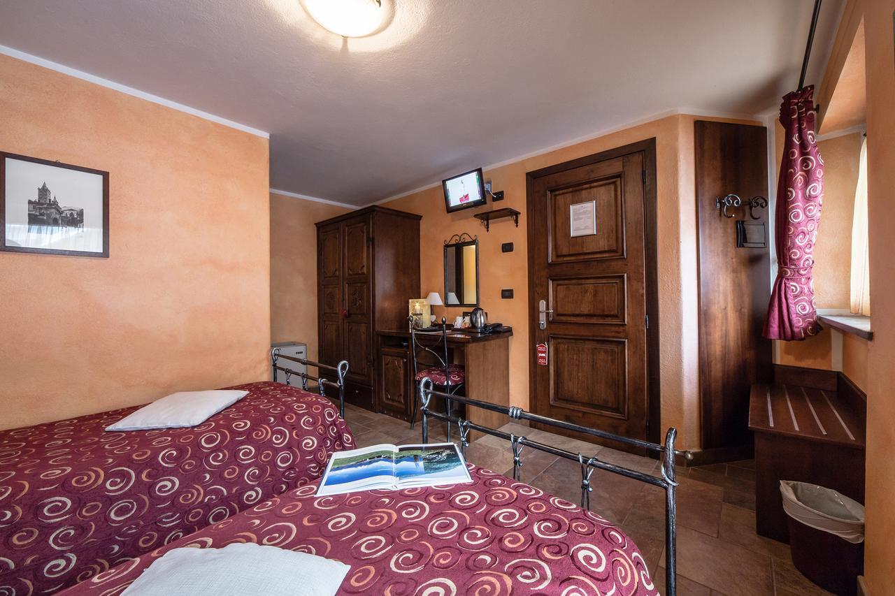 Lo Teisson Bed & Breakfast Pollein Exterior photo